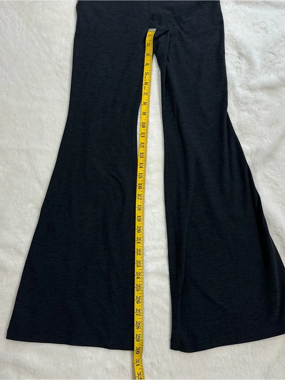Beyond Yoga Spacedye All Day Flare High Waisted Leggings Blue Medium - Picture 10 of 11